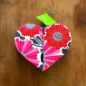 Vera Bradley heart to heart valentine jewelry case